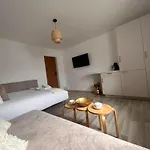 Guest house Kawalek Swiata - Nad Morzem 3*
