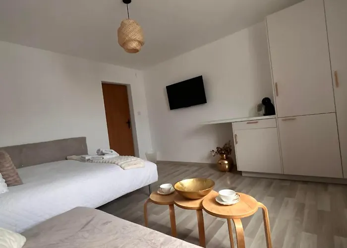 Pensión Kawalek Swiata - Nad Morzem 3*